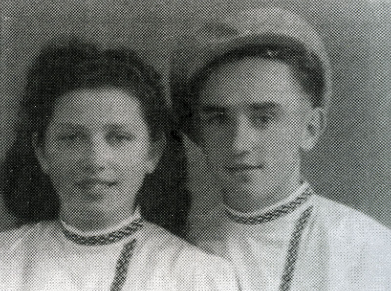 שמעון וחברתו חנה רוזנר (בר ישע), במקווה ישראל